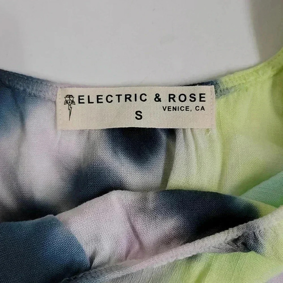 ELECTRIC & ROSE Linda Crop Top ~ Onyx Lavender Glow Tie Dye Pattern  - Picture 7 of 7